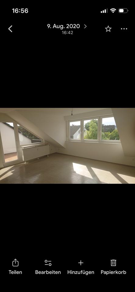 Thumbnail-Schöne 2-Zimmer-DG-Wohnung in Köln Meschenich zu vermieten