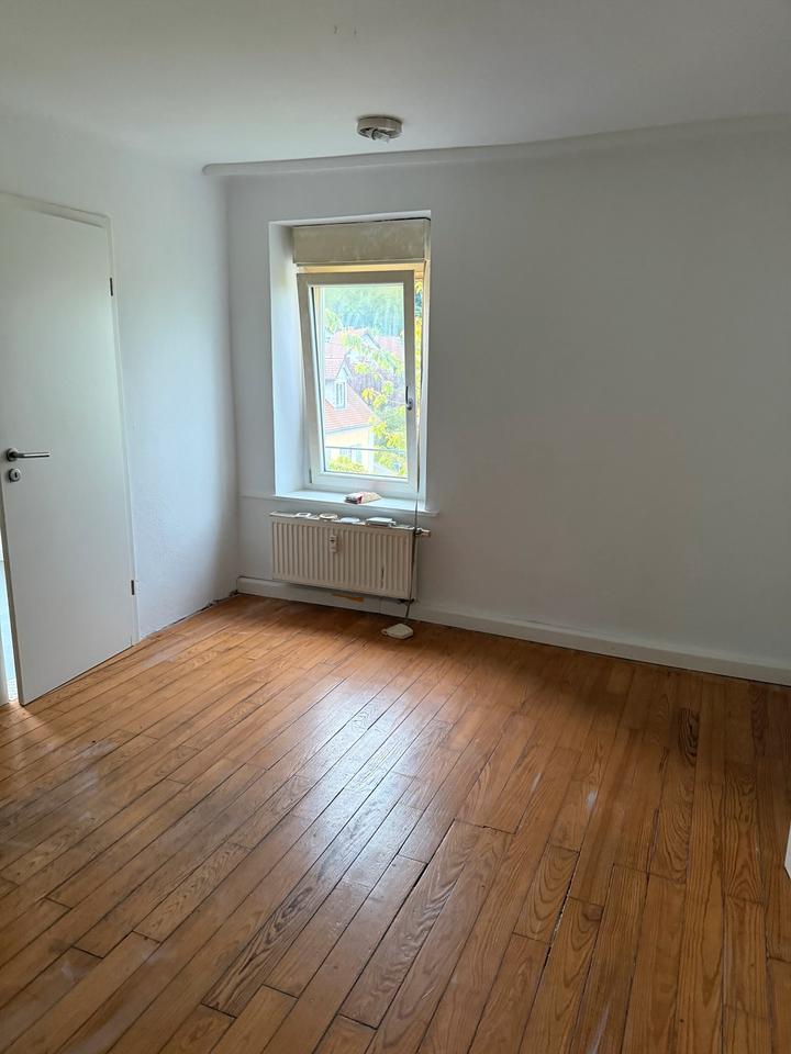 Thumbnail-60 Quadratmeter Dachgeschosswohnung in Blickweiler