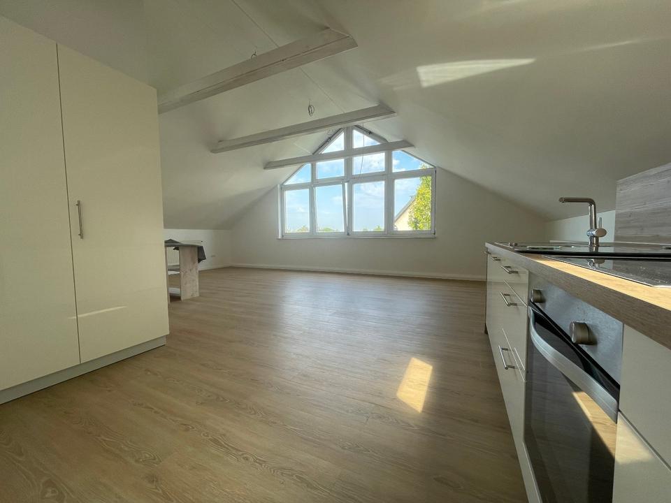 Thumbnail-Großzügige 3 ZKB-Wohnung in Weiden Rehbühl zu vermieten