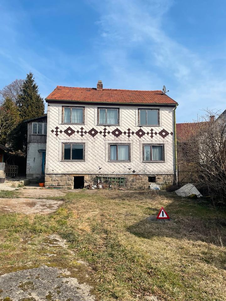 Thumbnail-sanierungsbedürftiges Einfamilienhaus in 98693 Ilmenau OT Heyda