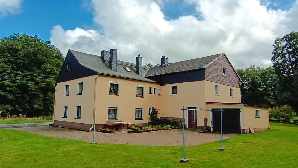 Thumbnail-Ein- bis Zweifamilienhaus mit 1600m² Grundstück, idyllische Lage