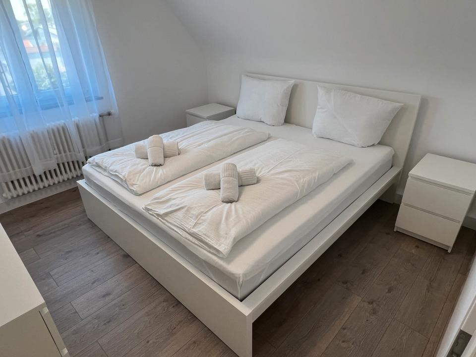 Thumbnail-Hochwertige, voll möblierte 3-Zimmer Wohnung 54 m2 72581