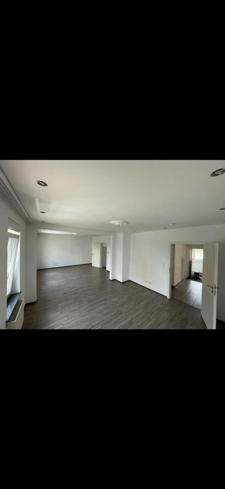 Thumbnail-Freistehendes Einfamilienhaus in Bexbach — o. Makler