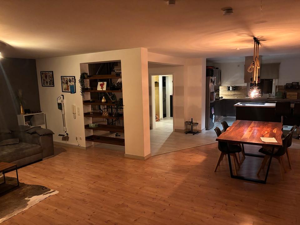 Thumbnail-Doppelhaushäfte in Mengkofen mit Keller, Garten und Garage