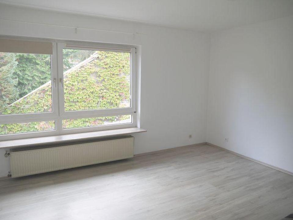 Thumbnail-Sehr schöne, helle 2 Zi-Whg mit Einbauküche und Autostellplatz in Karlsruhe - Südweststadt