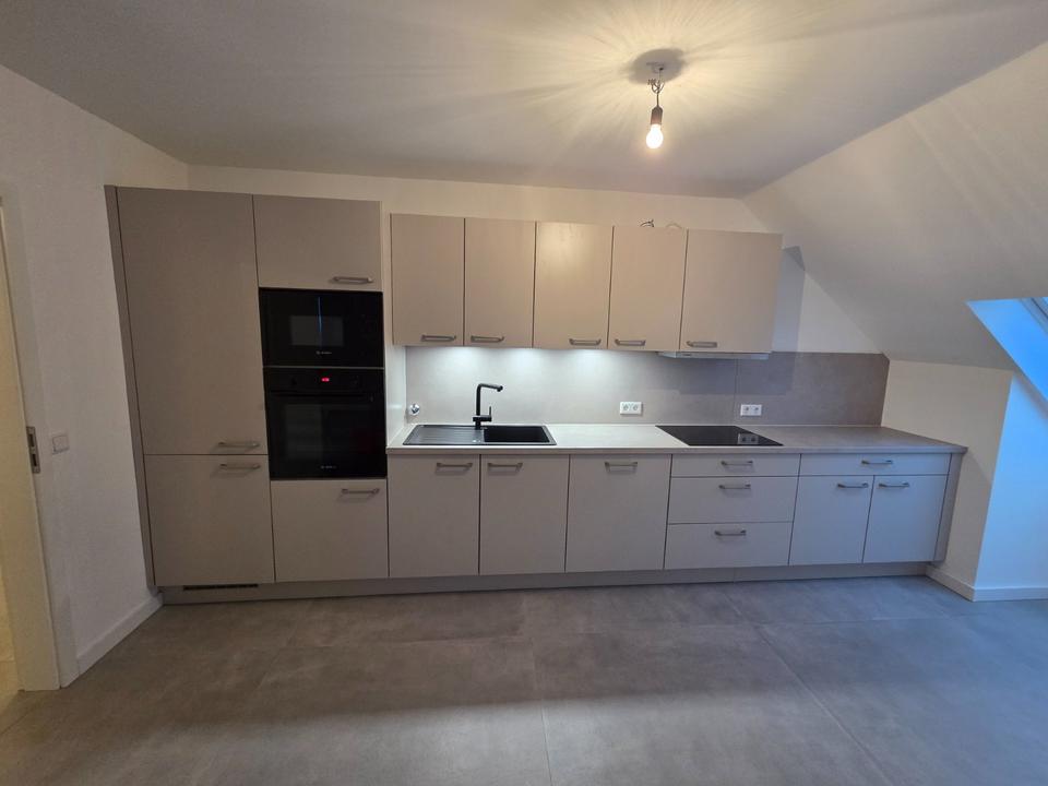 Thumbnail-Attraktive 3-Zimmer-Wohnung mit Balkon und neuer Einbauküche