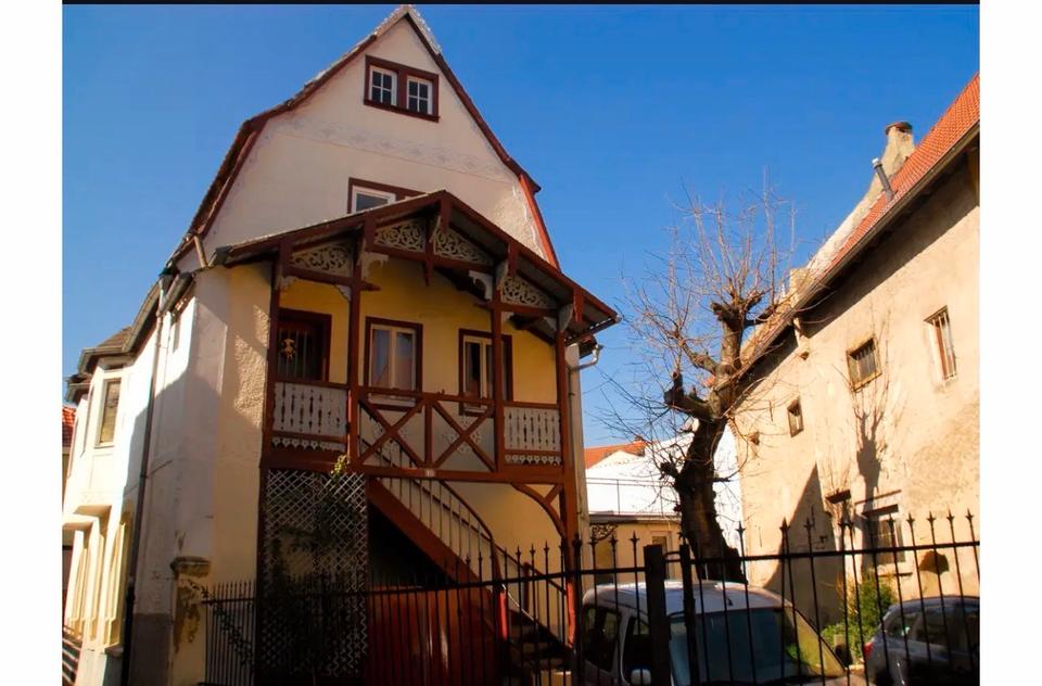 Thumbnail-Geräumiges, günstiges 14-Raum-Mehrfamilienhaus in Alzey