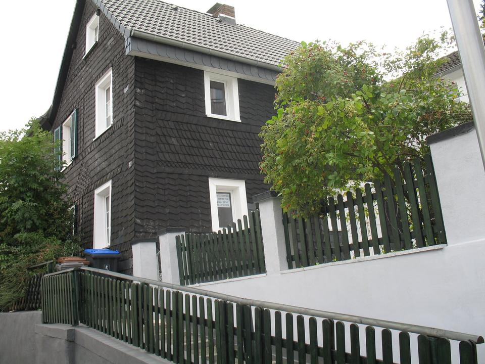 Thumbnail-Einfamilienhaus in Bergisch Gladbach in zentraler Lage