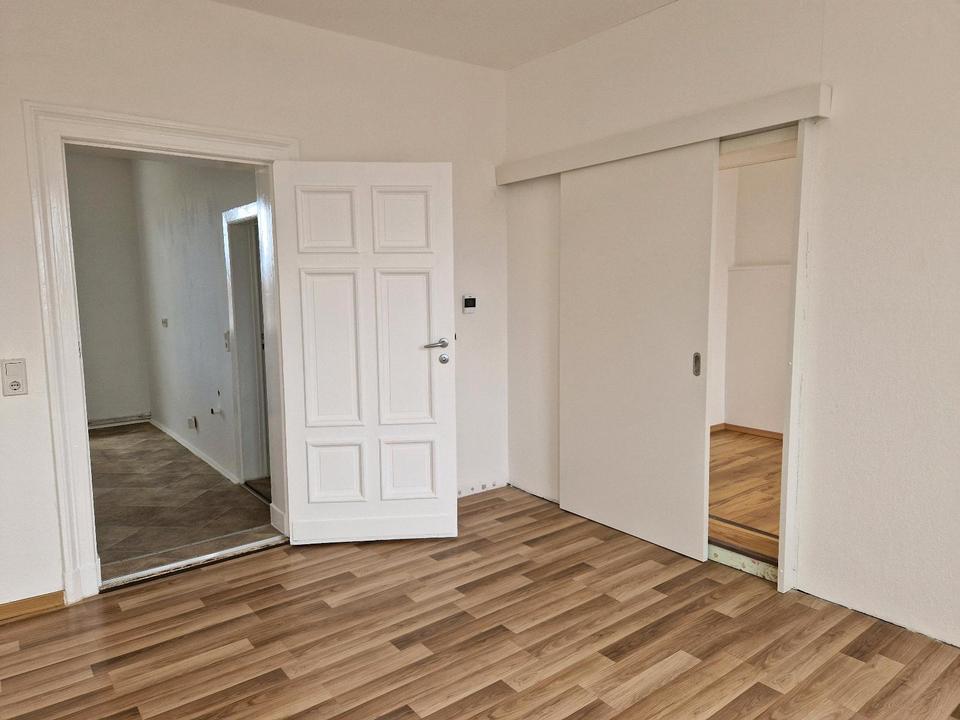 Thumbnail-Haldensleben Helle 2 12 Raum Wohnung zu vermieten