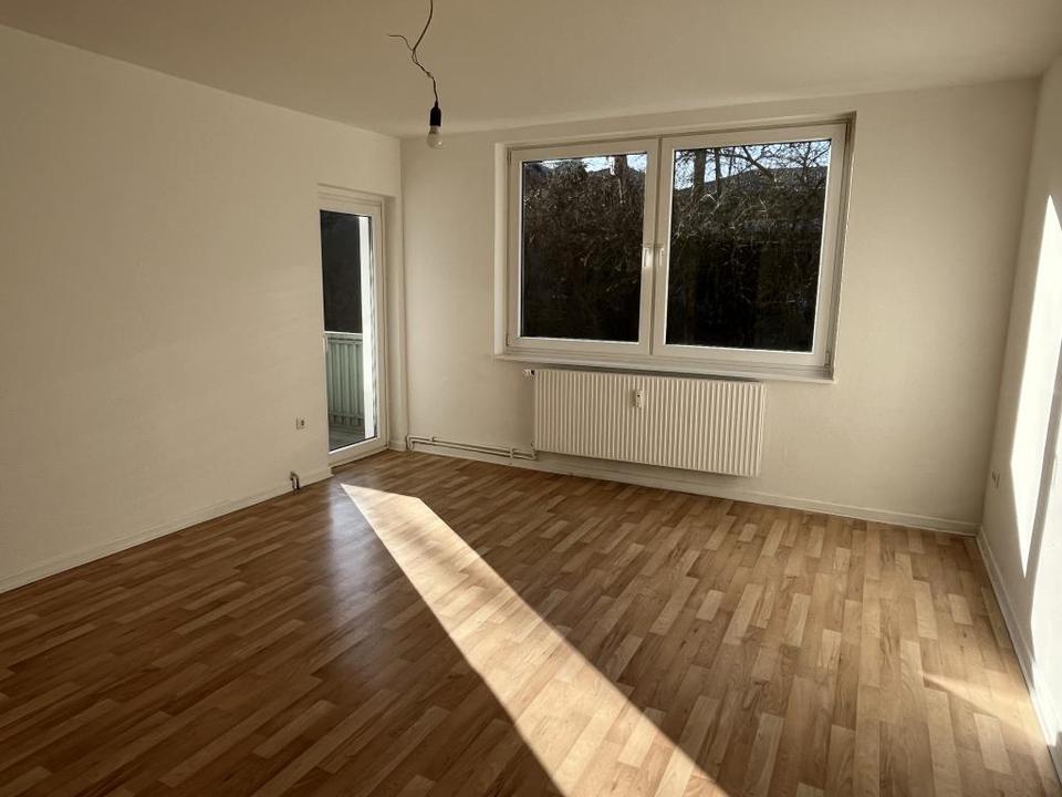 Thumbnail-**Frisch Renoviert**3Zimmer bereit zum Einzug°