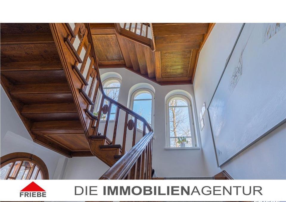 Thumbnail-Hochwertige Maisonette-Wohnung mit Kfz-Stellplatz und Einbauküche