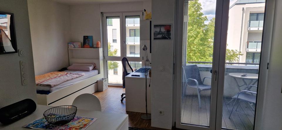 Thumbnail-Moderne 1-Zimmer-Wohnung mit Balkon & Aufzug in Idstein