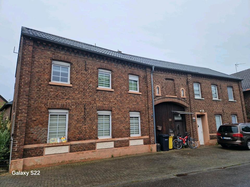 Thumbnail-freistehendes Haus für den Handwerker in Erkelenz Houverath