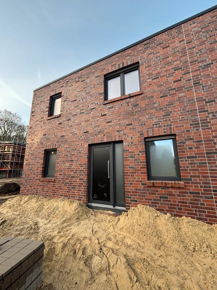 Thumbnail-Erstbezug WohnungDHH mit Garten zum 01.05.