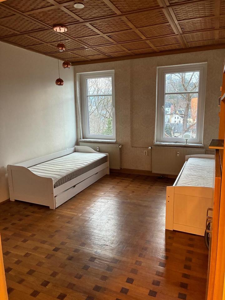 Thumbnail-3 Zimmer 69 qm Wohnung in Mylau ab sofort teilmöbliert ‼️