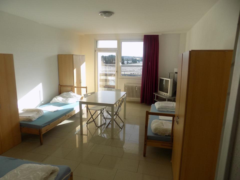 Thumbnail-Personalwohnungen, Apartment, Wohnen auf Zeit, Arbeiterwohnheim