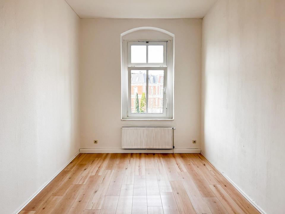 Thumbnail-Großzügige 3 Zimmer Altbau Wohnung