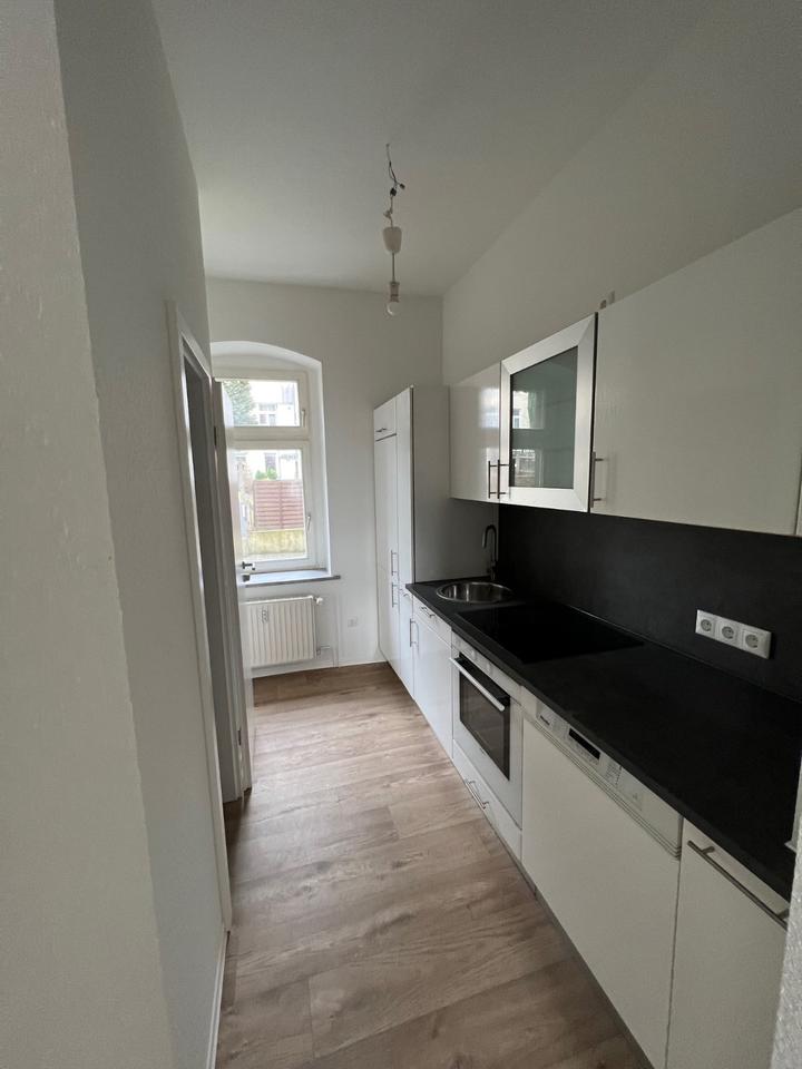 Thumbnail-Charmante 1-Zimmer-Erdgeschosswohnung mit Parkblick und EBK