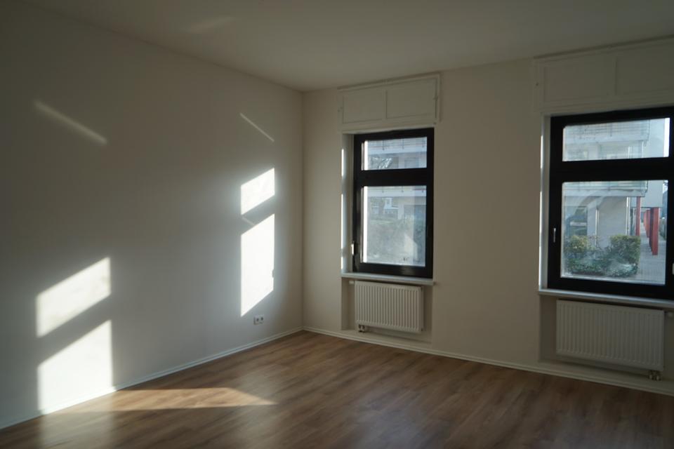 Thumbnail-Neuwertige 4-Zimmerwohnung in Magdeburg Neustadt zu vermieten