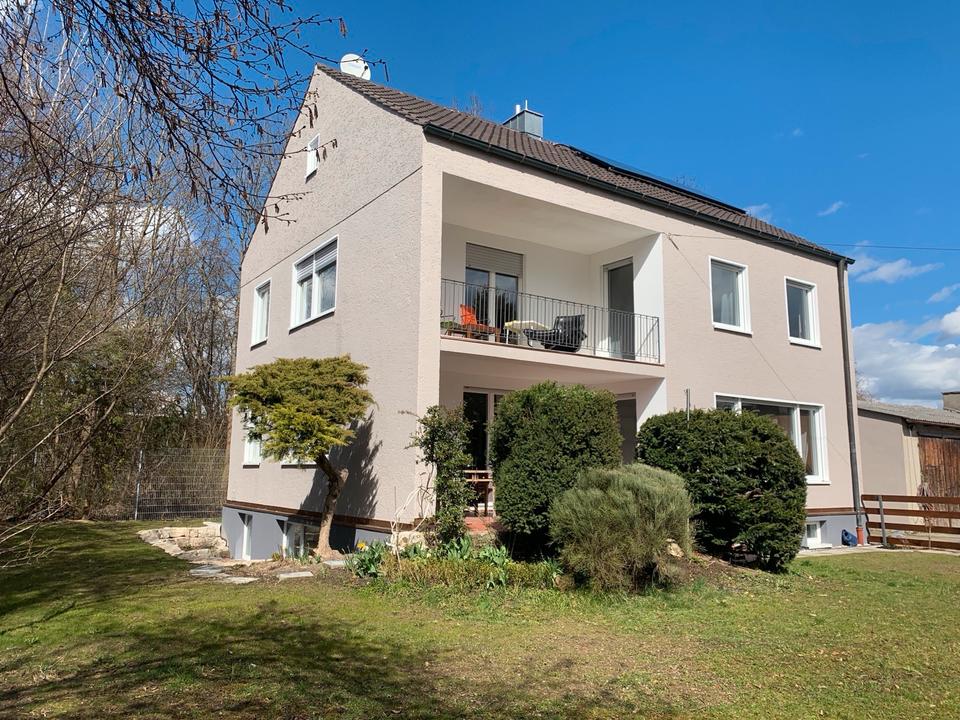 Thumbnail-WG-Zimmer in 270 qm Haus mit Garten und Parkplatz