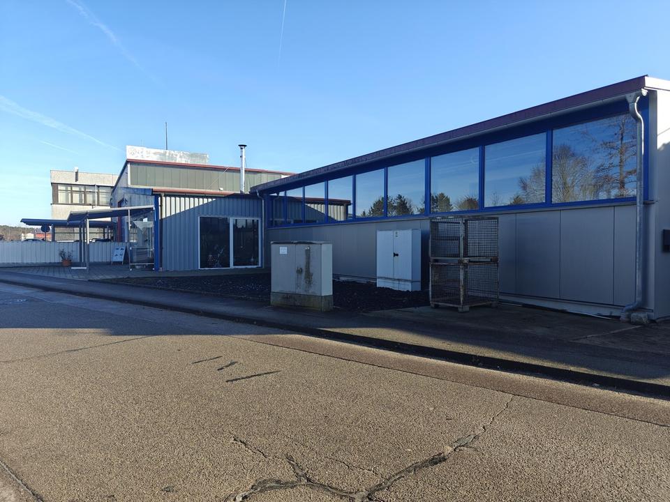 Thumbnail-Provisionsfrei: Werkstatt mit Lager & Büro – 240 m² im Industriegebiet Bechhofen