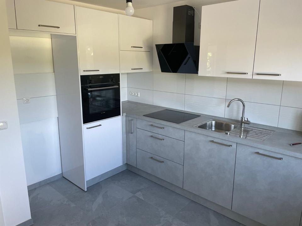 Thumbnail-Helle Maisonettewohnung mit dir. Gartenzugang und Wintergarten