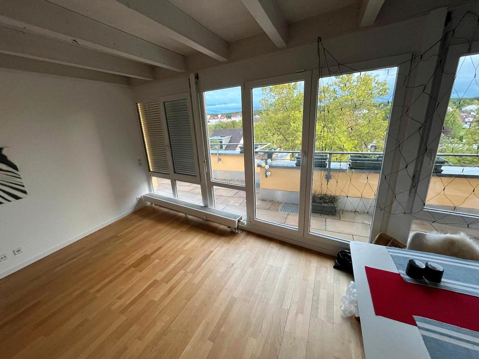 Thumbnail-Sehr schöne 2,5 Zimmer Penthouse Wohnung mit Weitblick