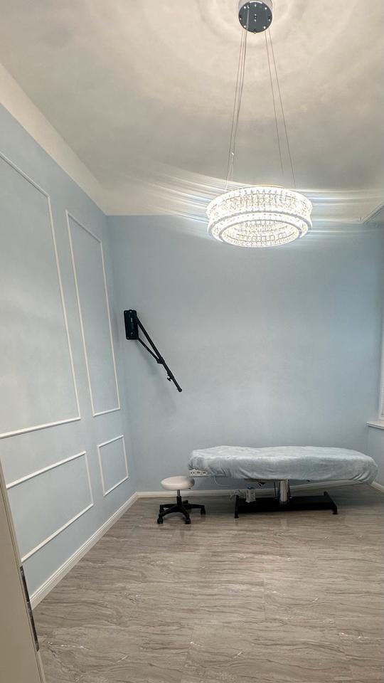 Thumbnail-Praxis- bzw. Kosmetikraum zur Vermietung in Wilmersdorf