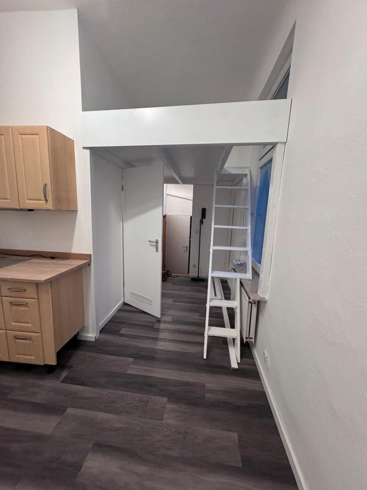 Thumbnail-Möblierte 1-Zimmer-Wohnung in zentraler Lage von Eschweiler