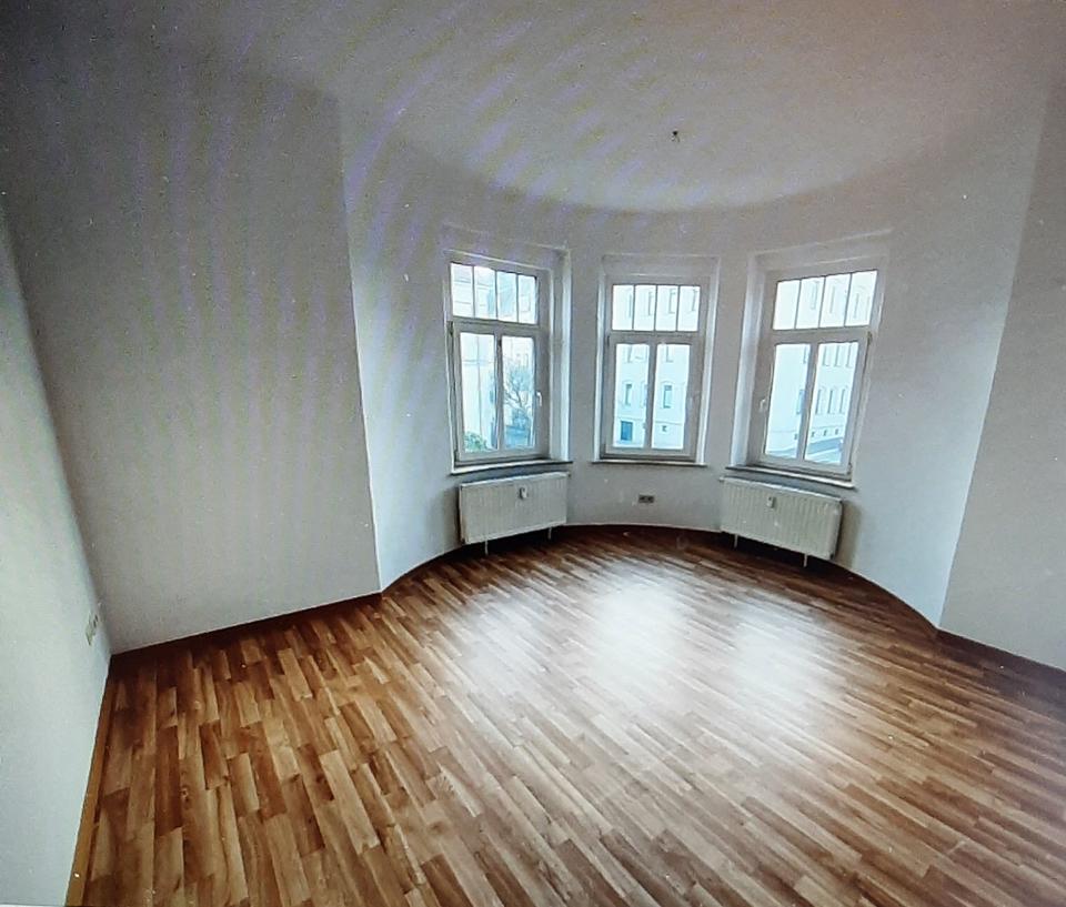 Thumbnail-Helle, neuwertige, freundliche und günstige 2-Zimmer Wohnung