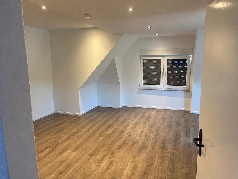 Thumbnail-Erstbezug 1. OG Wohnung neu saniert in Brake (Unterweser)