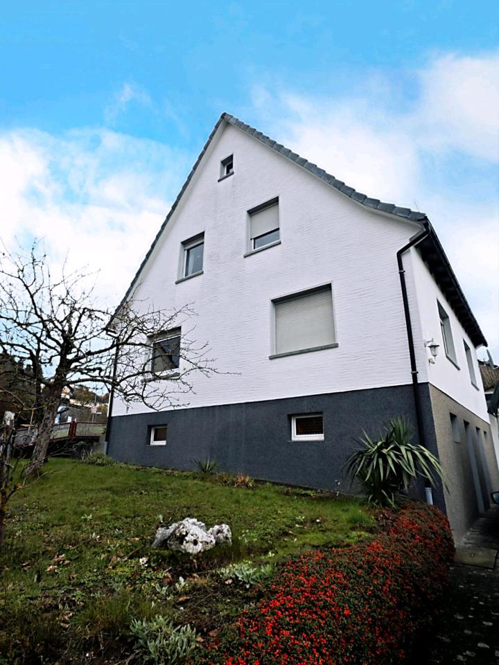 Thumbnail-Einfamilienhaus in Wallau (Biedenkopf) – 7 Zimmer