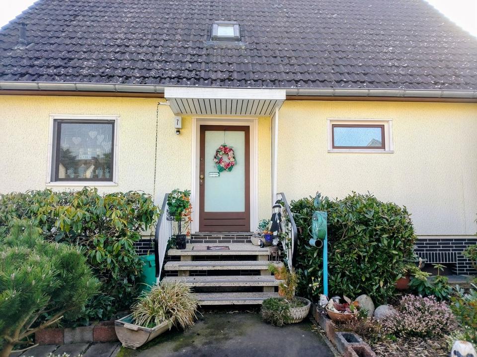 Thumbnail-Einfamilien-Haus mit Panoramablick im Stadtt. Asbach