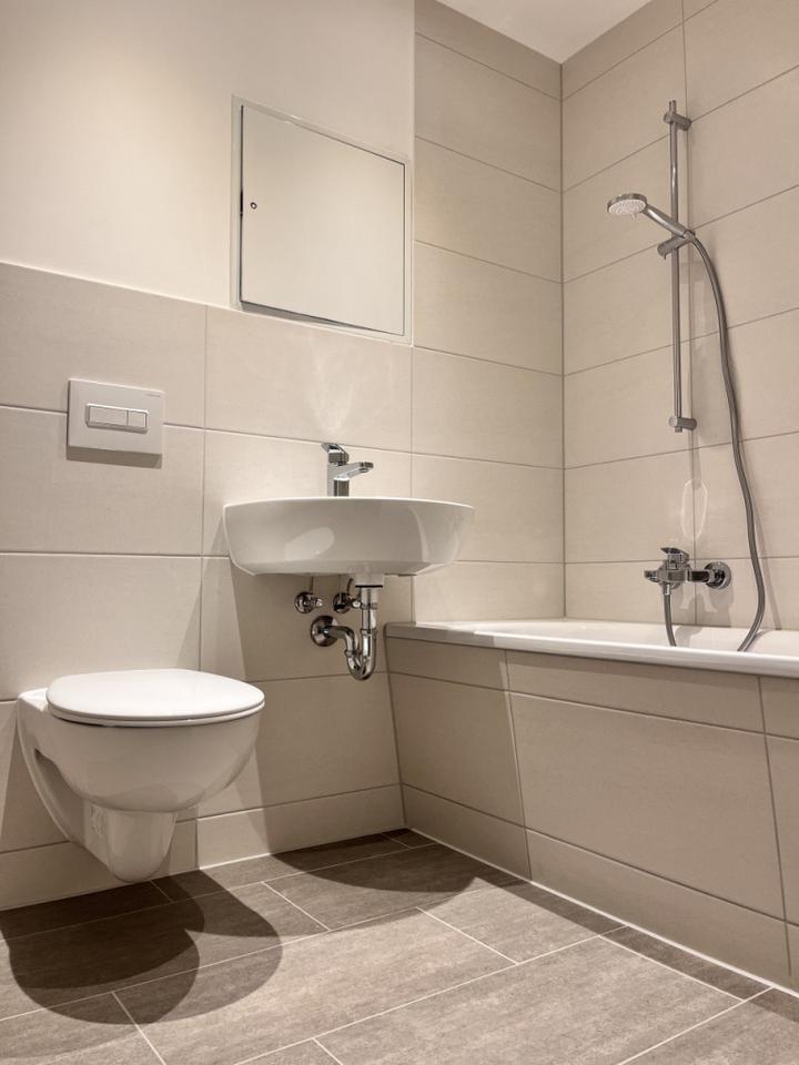 Thumbnail-ERSTBEZUG! renovierte 2-Raum-Wohnung wartet auf Sie!