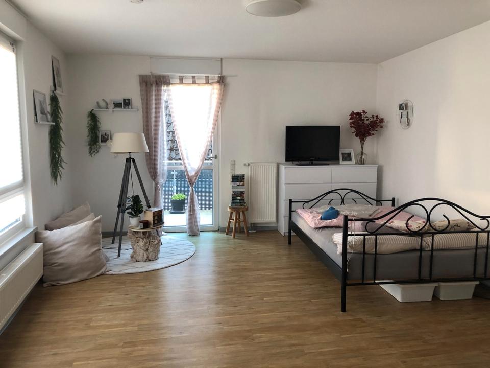 Thumbnail-1-Zimmer WHG, direkt in Hungen, zentrale Lage