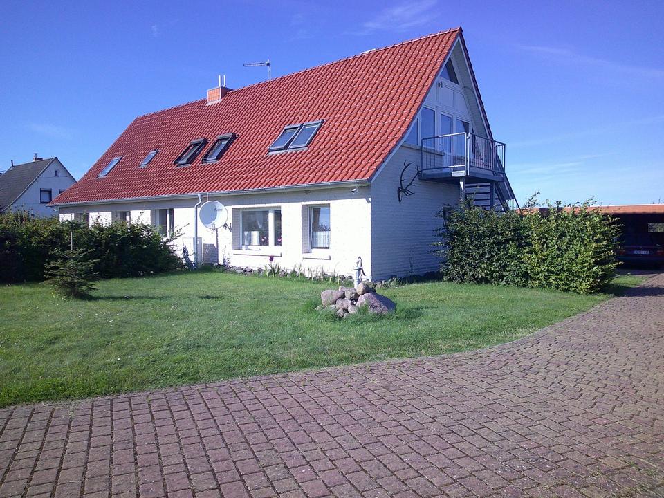 Thumbnail-Haus am Breeger Bodden mit drei Wohneinheiten
