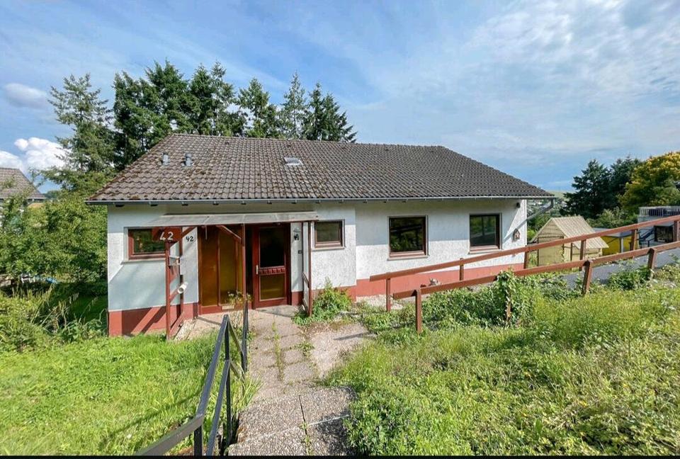 Thumbnail-Einfamilienhaus mit Einliegerwohnung