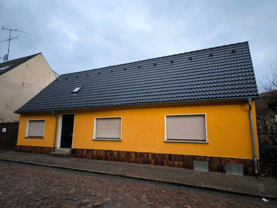 Thumbnail-Einfamilienhaus mit Innenhof & Nebengebäude