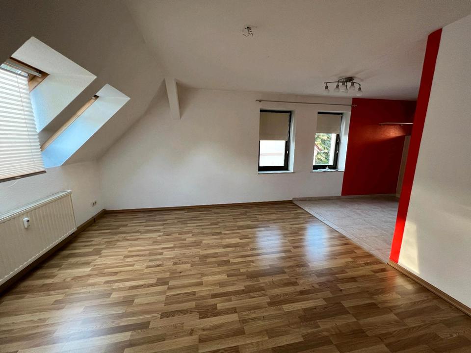 Thumbnail-4- Raum 93qm Mietwohnung Döbeln im Bärental