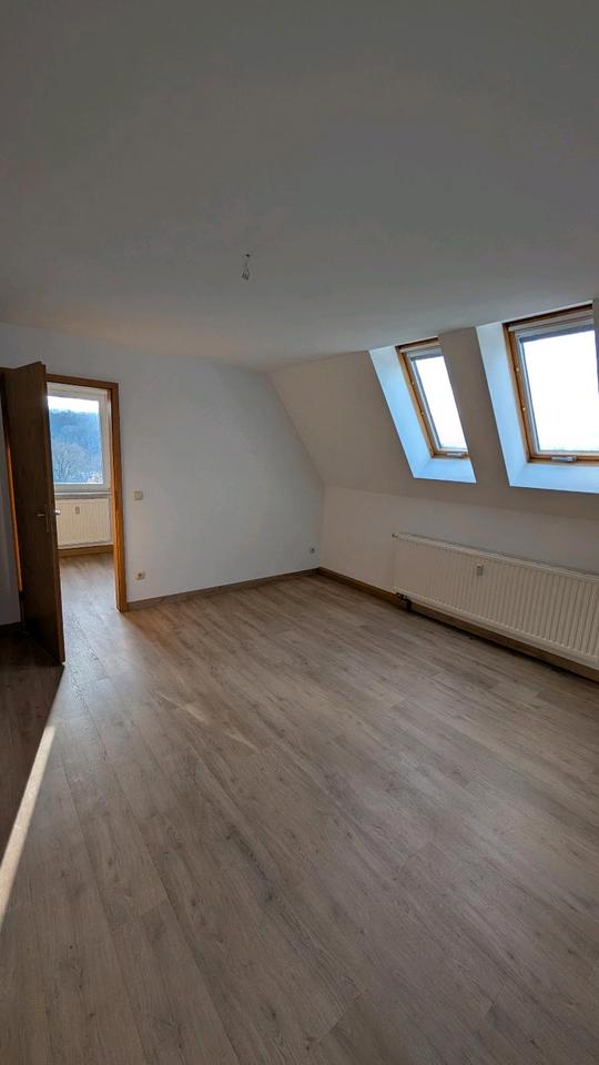 Thumbnail-Renovierte 2-Raum-Wohnung in Wilkau-Haßlau OT Silberstraße