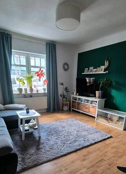 Thumbnail-Gemütliche 3 Raumwohnung + Küche + Balkon + Innenhof