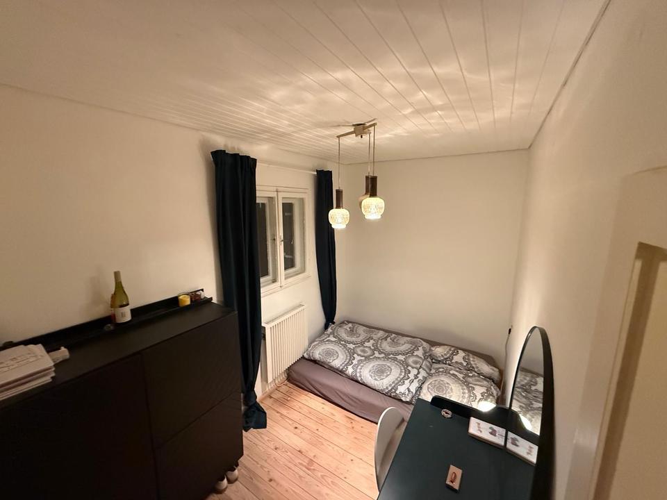 Thumbnail-Kleines Pendlerzimmer im Süden Münchens