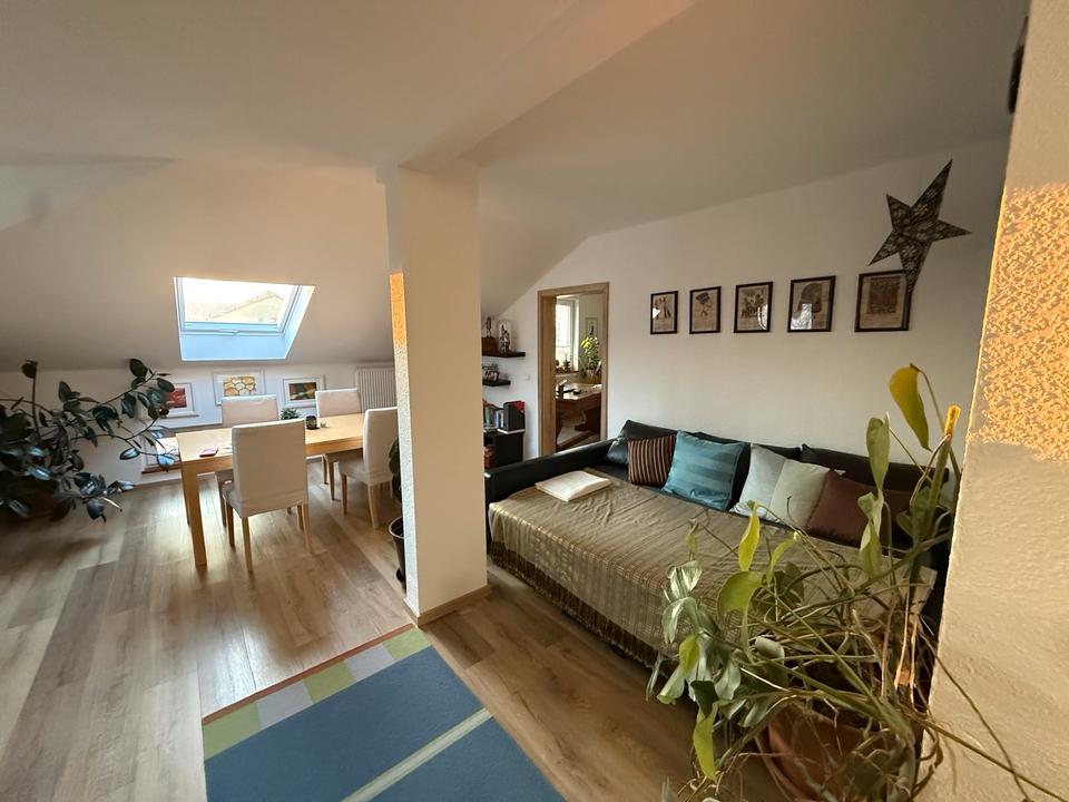 Thumbnail-Top 3 Raum Wohnung zu vermieten 85 qm