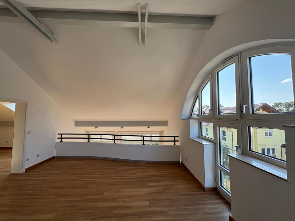 Thumbnail-Lichtdurchflutete 4-Zimmer-Maisonette Wohnung mit Galerie und großem Balkon