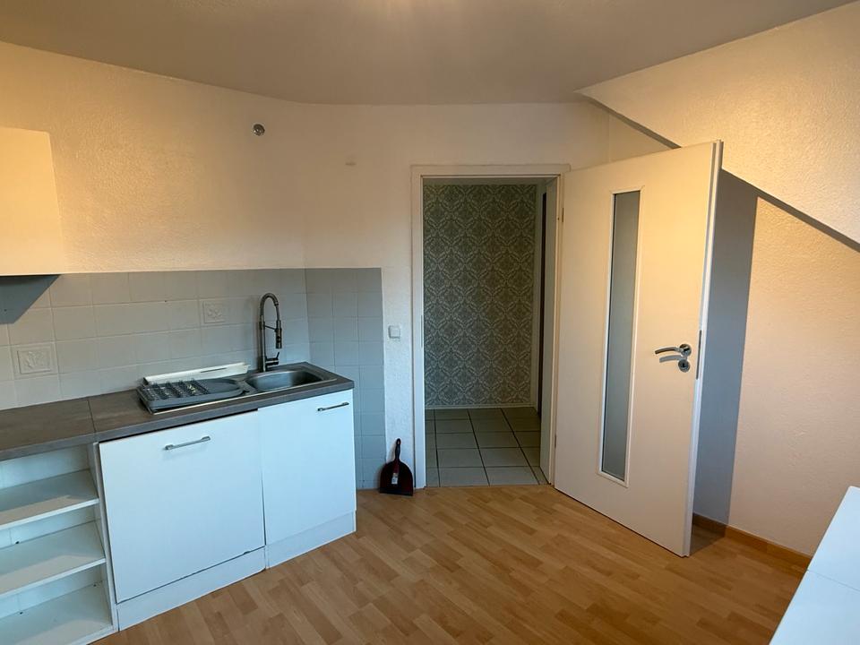 Thumbnail-Helle 2-Zimmer DG-Wohnung in Eschweiler-Bergrath – teilmöbliert!!