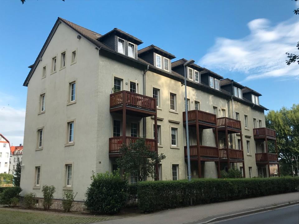 Thumbnail-Schicke 2-R.-Wohnung mit Tageslichtbad + Terrasse! Stellplätze im Hof