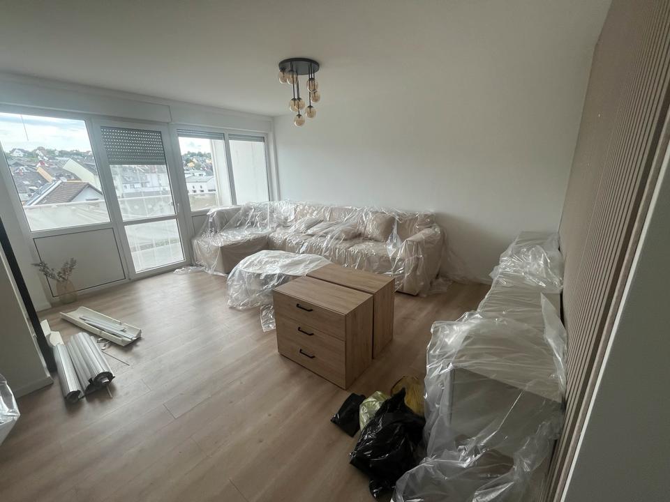 Thumbnail-Schöne Sanierte 2 Zimmer Wohnung mit Einbauküche