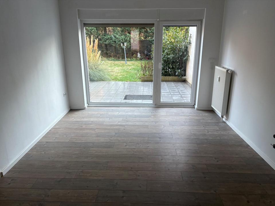 Thumbnail-Modernisierte 2-Zimmer Wohnung inkl. Terrasse, Garten und zwei Ba