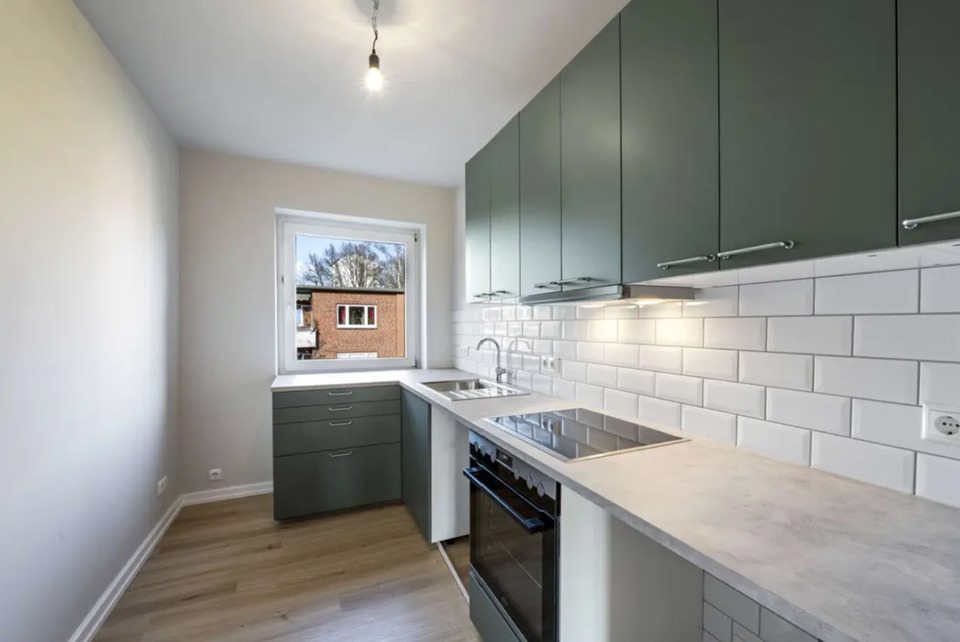 Thumbnail-Moderne 4-Zimmer-Whg mit Balkon – neu renoviert & einzugsbereit