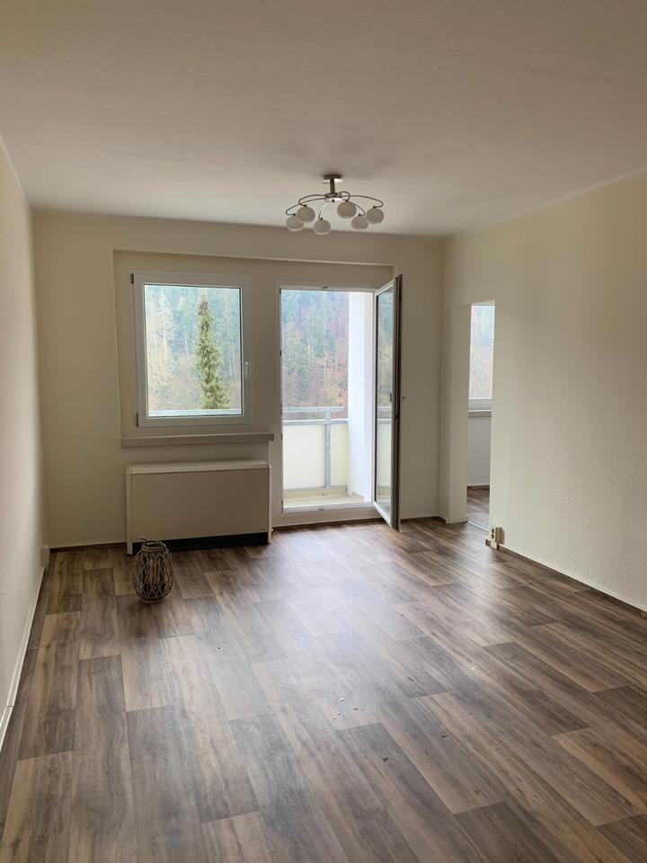 Thumbnail-Genießen Sie den Ausblick: 3-Zimmer-Wohnung mit Balkon
